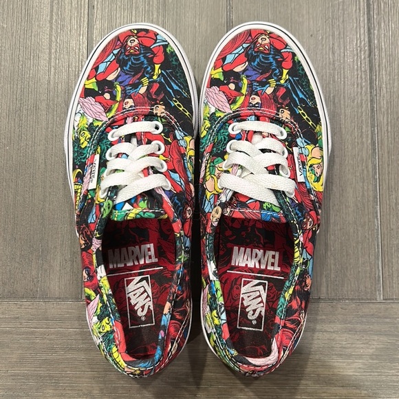 Vans Marvel Colorful Comic Print Sneakers - Picture 8 of 12